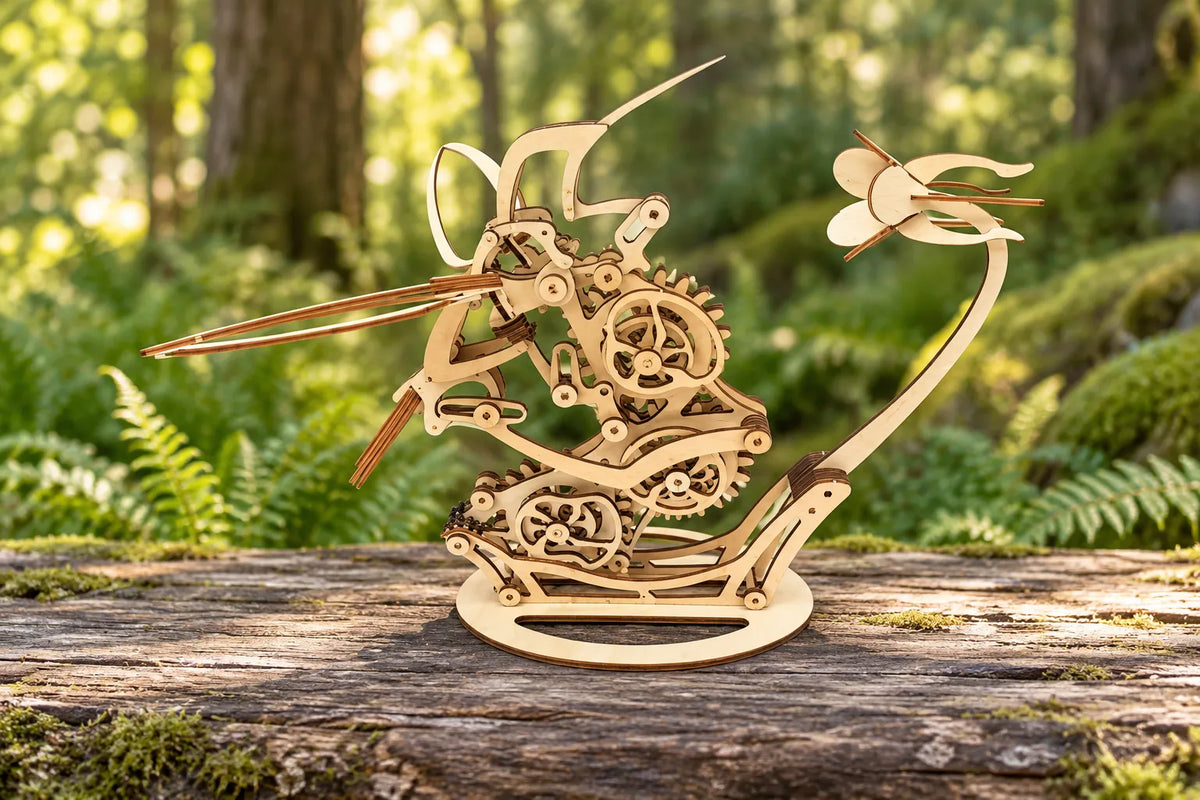 Maquette en bois - Le colibri et la fleur