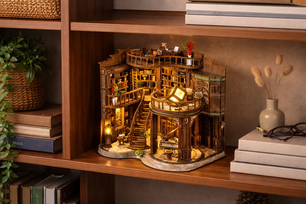 Maquette en bois - Maison à thème, librairie
