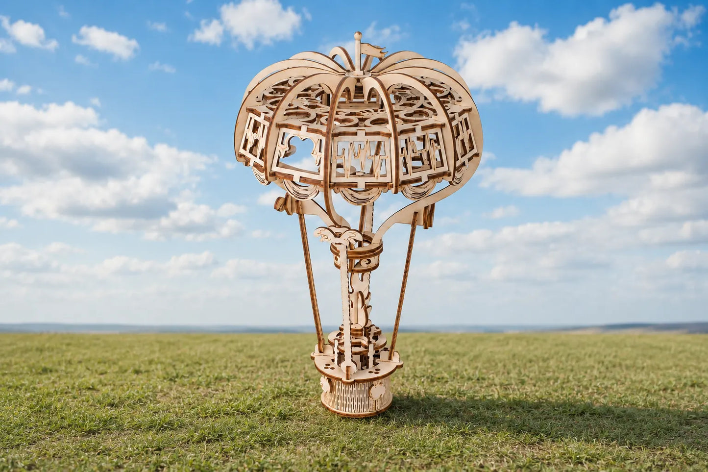 Maquette en bois - Montgolfière