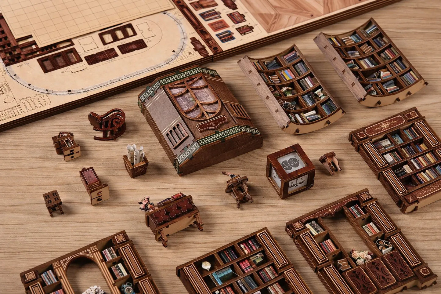 Maquette en bois - Maison à thème, librairie