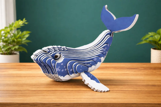 Maquette en bois - Baleine colorée