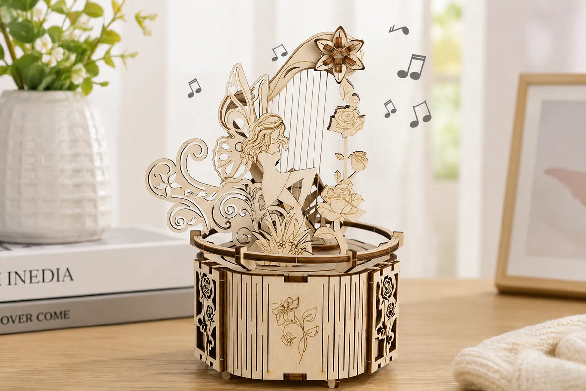 Maquette en bois - Boite à musique fée et sa harpe