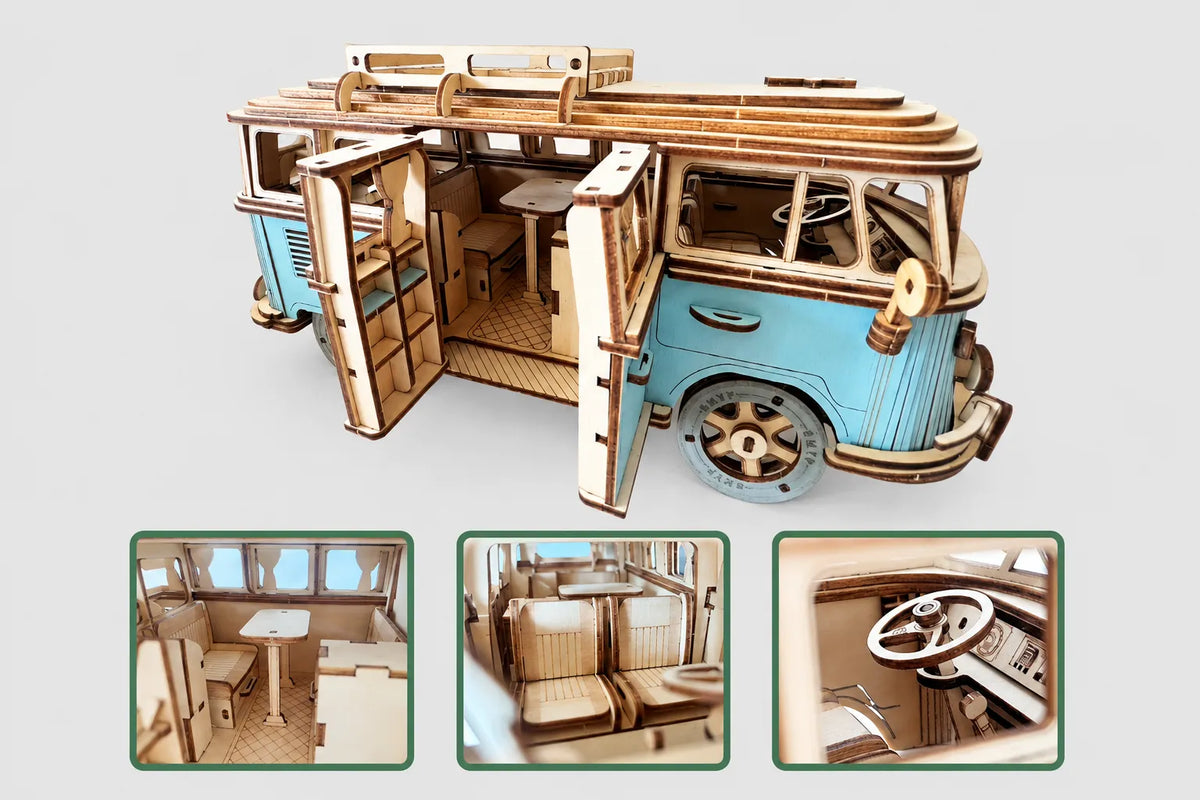 Maquette en bois - Caravane bleue
