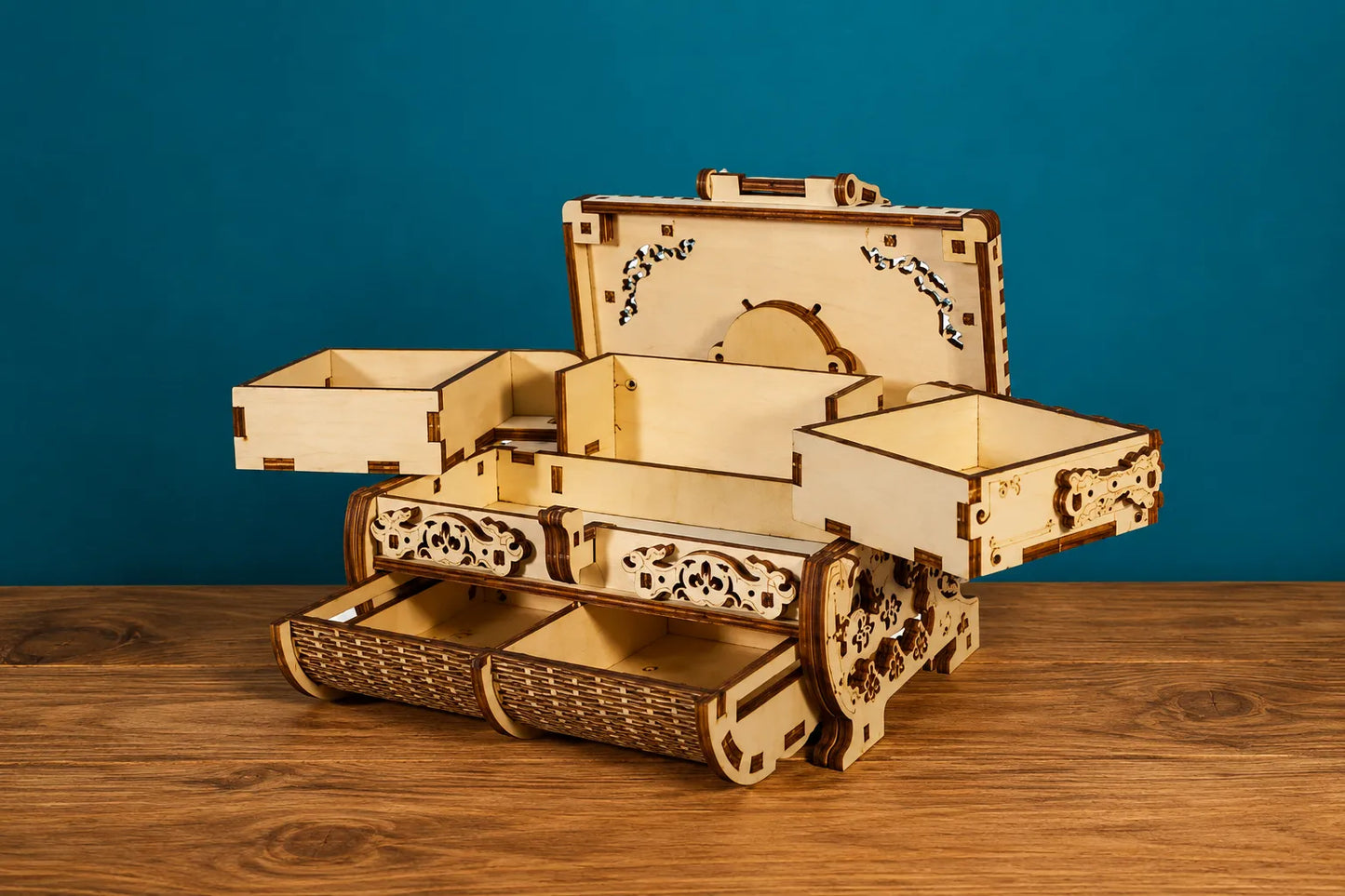 Maquette en bois - Coffre antique secret