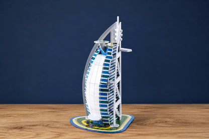 Maquette en bois - Jumeirah Burj Al Arab coloré