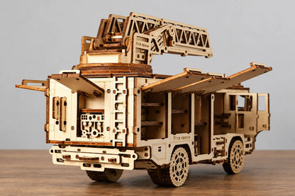 Maquette en bois - Le camion de pompier