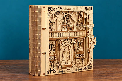 Maquette en bois - Le grimoire aux secrets