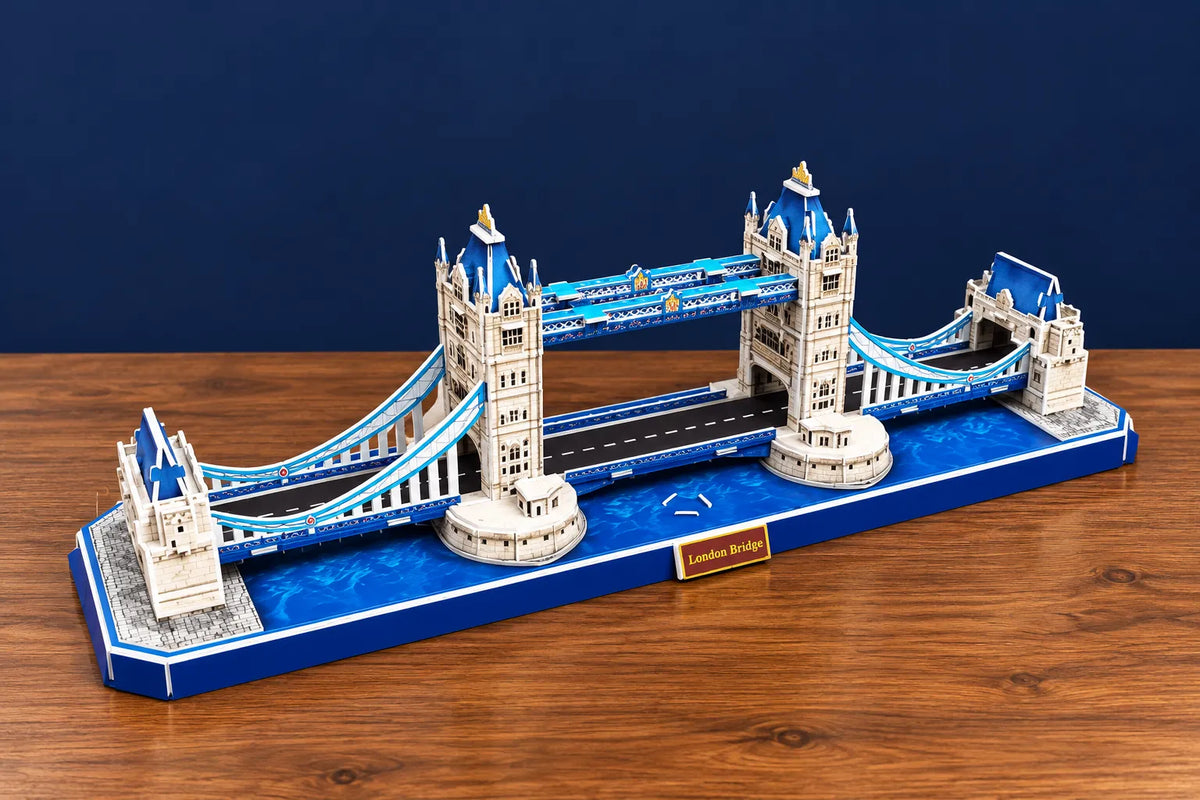 Maquette en bois - Le Tower Bridge de Londres