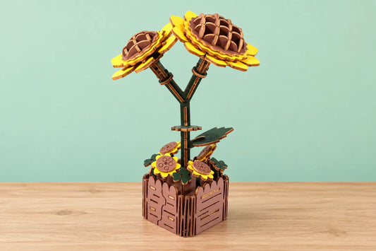 Maquette en bois - Les deux tournesols
