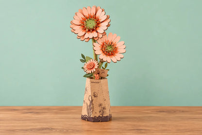 Maquette en bois - Les gerberas roses