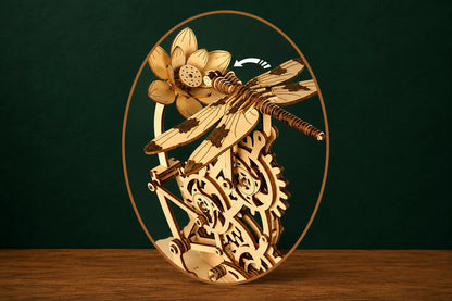 Maquette en bois - Libellule et fleur