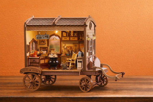 Maquette en bois - Maison à thème, roulotte