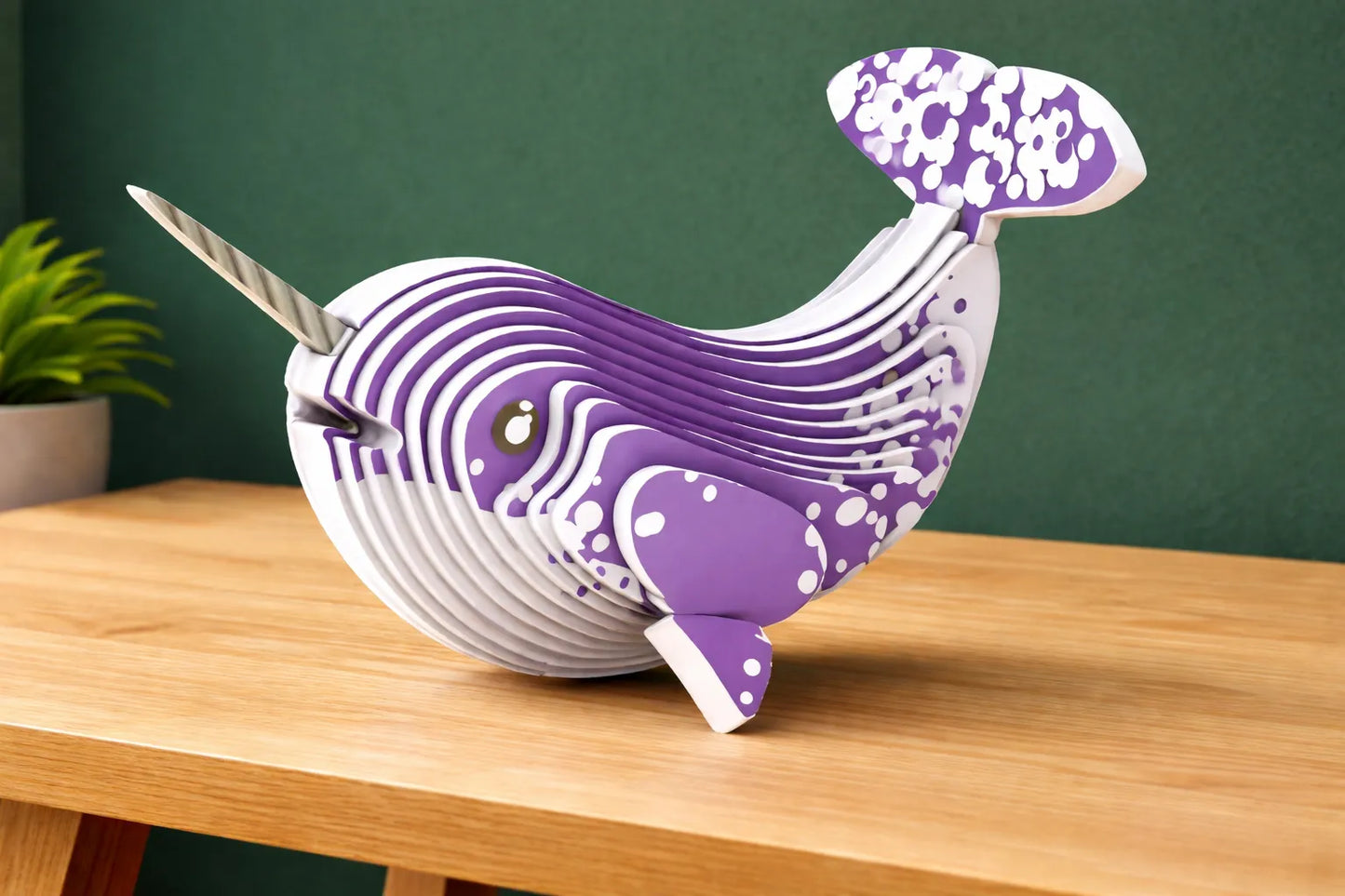 Maquette en bois - Narval coloré
