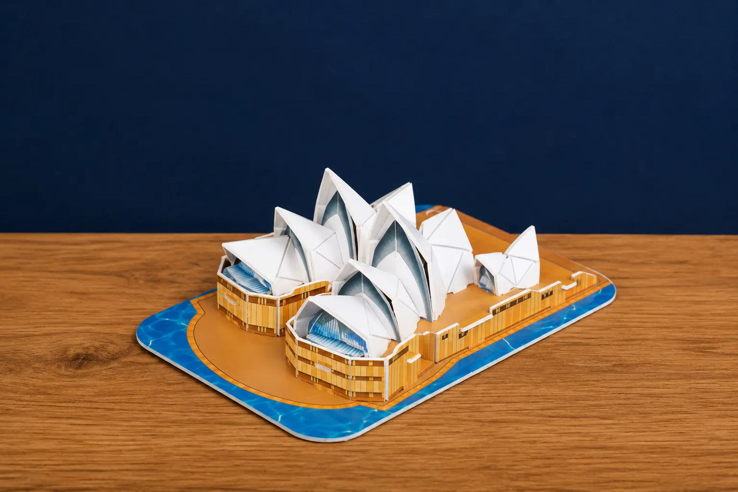 Maquette en bois - Opéra de Sydney coloré