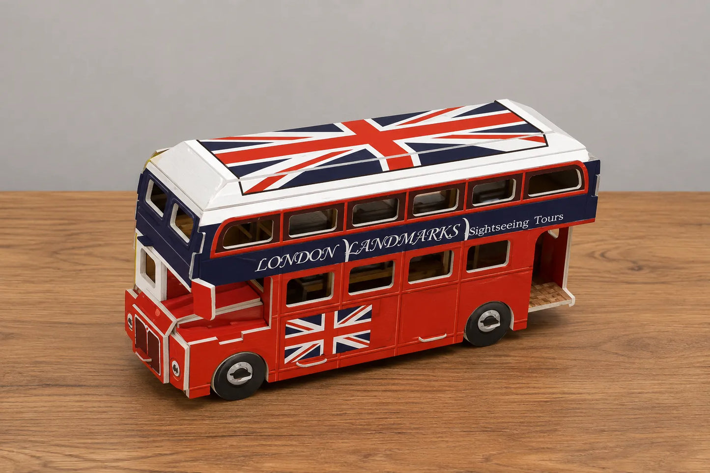 Maquette en bois - Petit bus londonien coloré