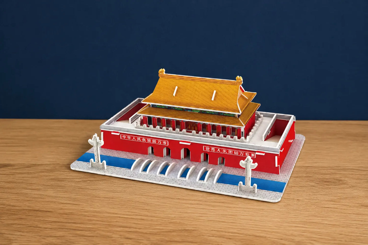 Maquette en bois - Place Tian'anmen colorée