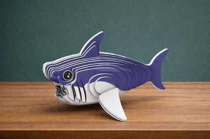 Maquette en bois - Requin coloré