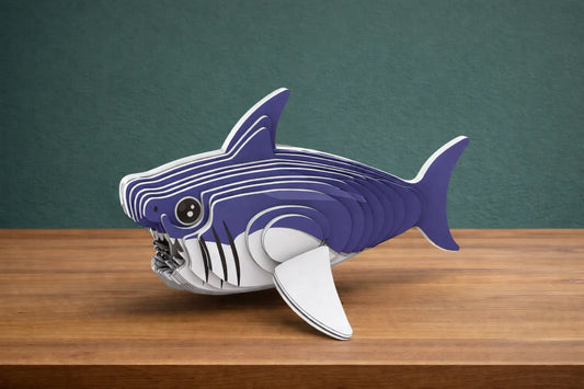 Maquette en bois - Requin coloré
