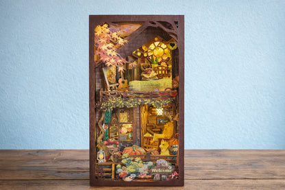 Maquette en bois - Serre-livres, maison des écureuils