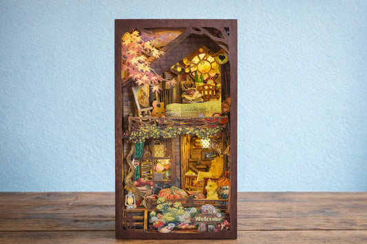 Maquette en bois - Serre-livres, maison des écureuils