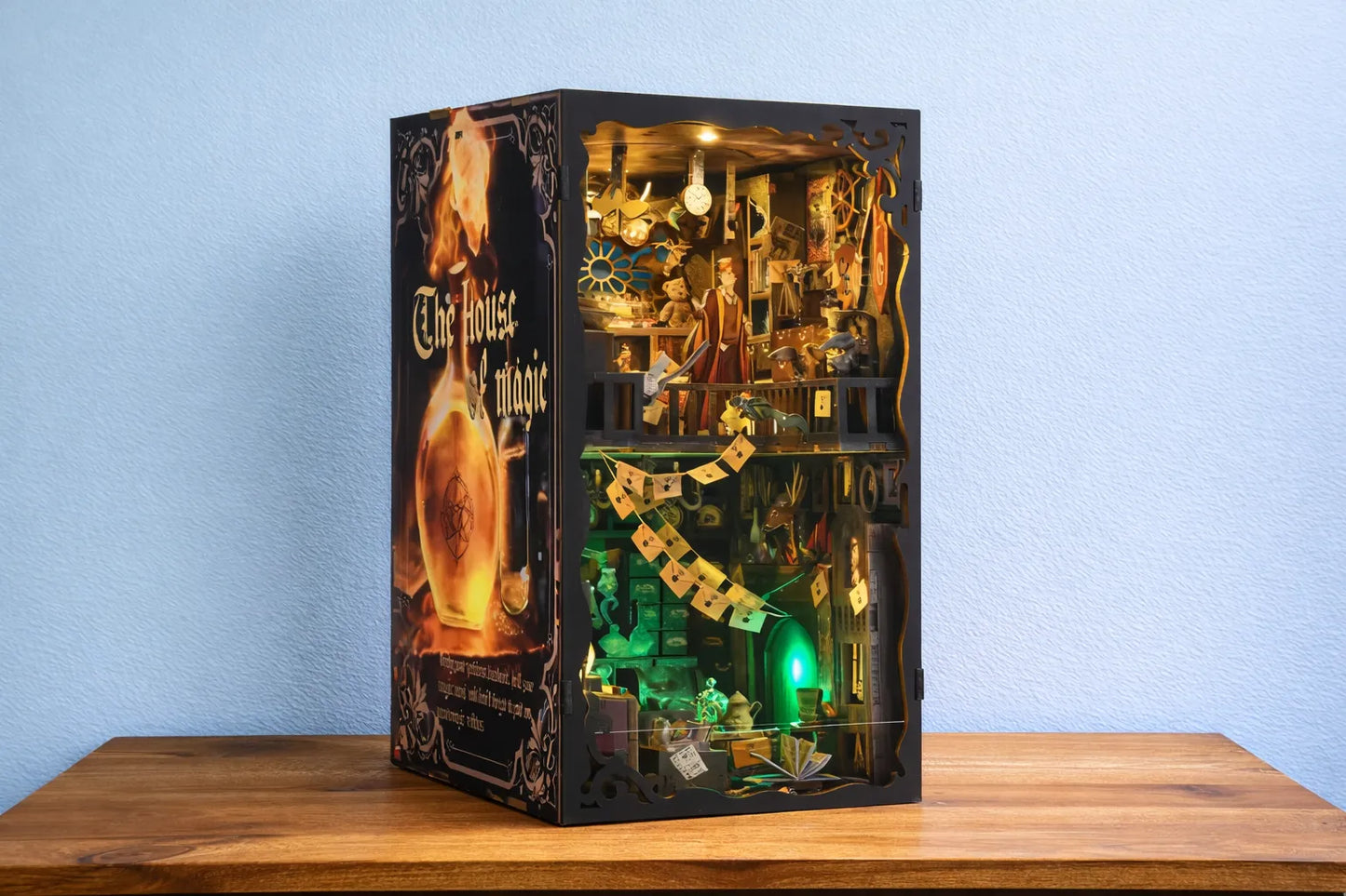 Maquette en bois - Serre-livres, maison du sorcier