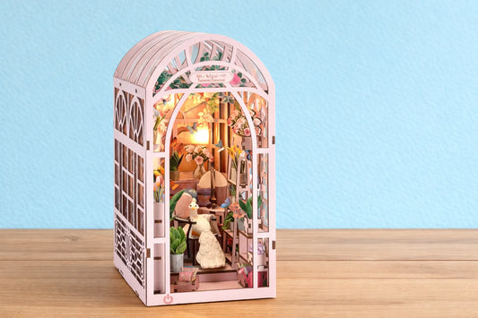 Maquette en bois - Serre-livres, petite serre rose