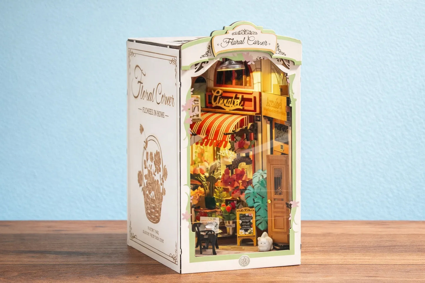Maquette en bois - Serre-livres, ruelle fleurie