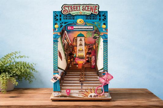 Maquette en bois - Serre-livres, ruelle italienne