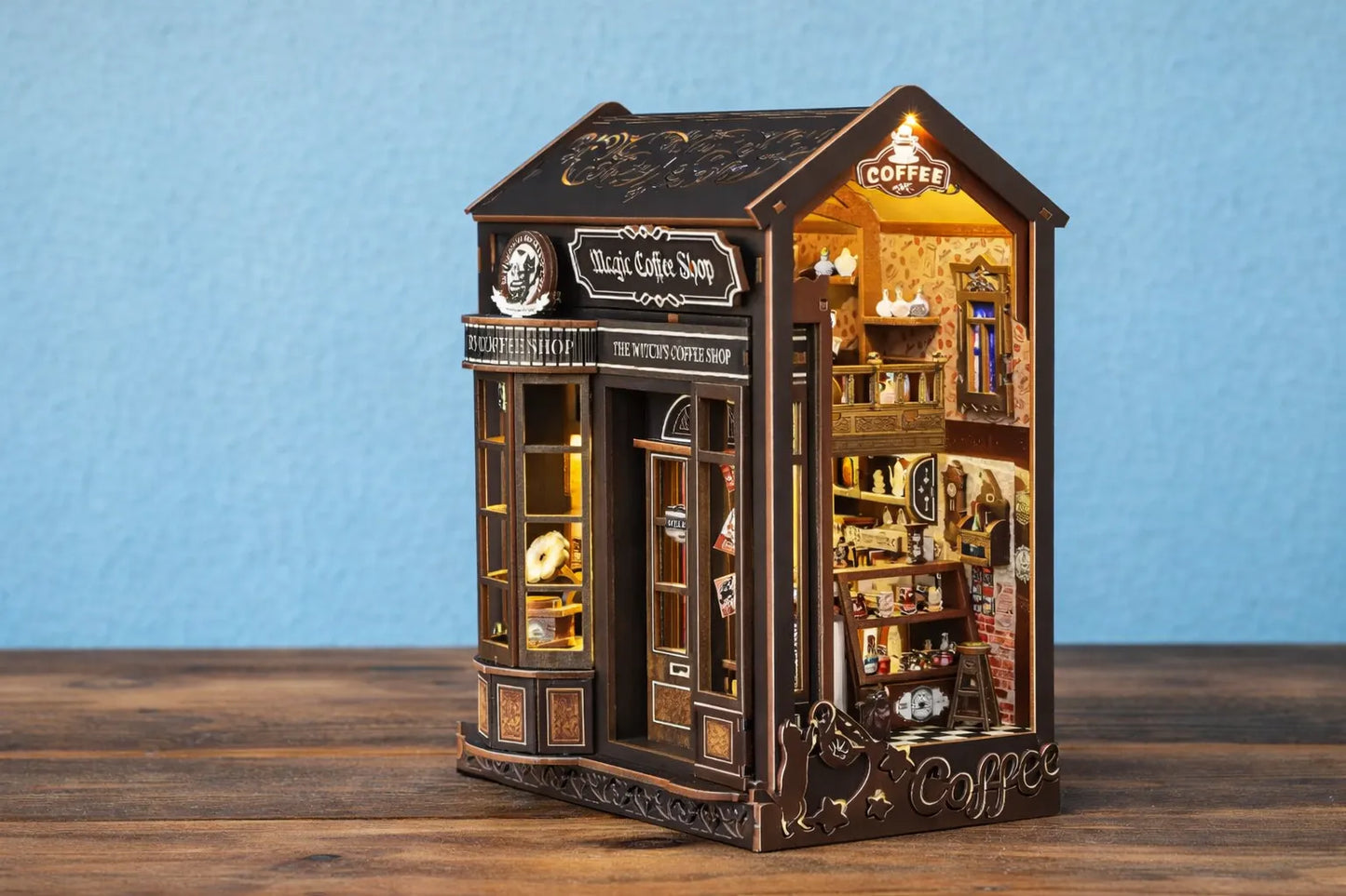 Maquette en bois - Serre-livres, vieux café