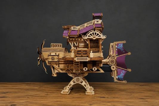 Maquette en bois - Vaisseau spatial violet